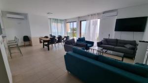 Khu vực ghế ngồi tại Villa Lou-One