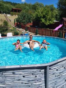 Πισίνα στο ή κοντά στο Sárkányszikla Apartman