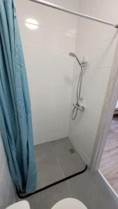 Koupelna v ubytování Golenicka Przystań Golenice 73a