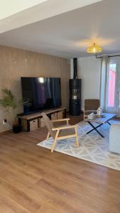 Et tv og/eller underholdning på Villa Mas Al Raparou