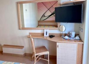 Μια τηλεόραση ή/και κέντρο ψυχαγωγίας στο Hotel Derby Exclusive