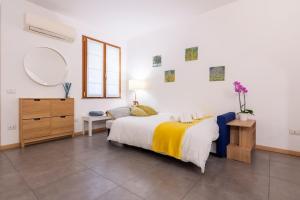 Imagen de la galería de GuestHost - Casa Klimt, en Cernusco sul Naviglio