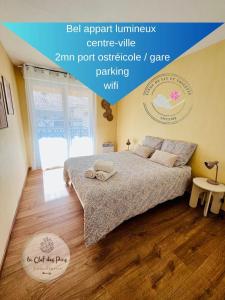 Ένα ή περισσότερα κρεβάτια σε δωμάτιο στο Le petit Joffre