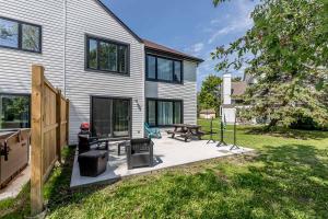 Κήπος έξω από το Snow Pine - 10 minute drive to Blue