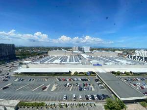 Άποψη από ψηλά του M-Cubed Suites at South Residences