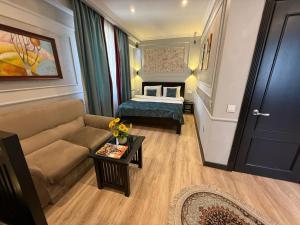 Posezení v ubytování Hazz Palace Hotel