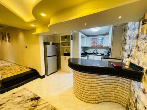 Η κουζίνα ή μικρή κουζίνα στο 6 camb shizar