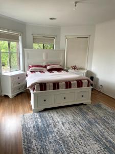 Кровать или кровати в номере Perfect peaceful stay