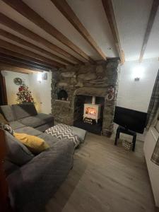 Istumisnurk majutusasutuses Old chapel house aber falls