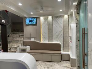 Et badeværelse på Hotel S & G Inn 300 Meter From New Delhi Railway Station Paharganj Main Bazar