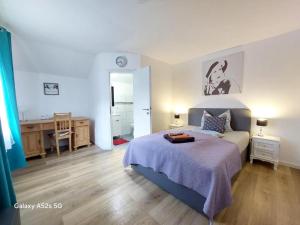 Ένα ή περισσότερα κρεβάτια σε δωμάτιο στο Hotel Silonce Radevormwald