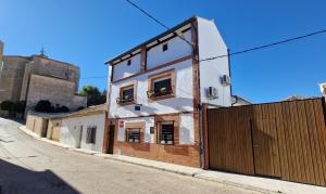 Budova, kde se prázdninový dům nachází