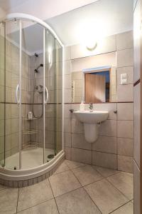 Ένα μπάνιο στο Apartament Floryda APARTZAKOP