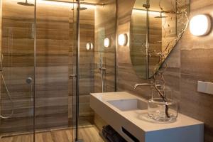 Ένα μπάνιο στο Aukštoji Liškiava +40 φωτογραφίες