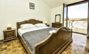 Postel nebo postele na pokoji v ubytování My Dalmatia - Villa Ljubica with private pool