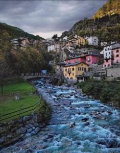 Naturlandskabet i nærheden af feriehuset + 14 billeder
