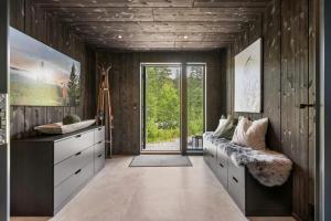 Ένα ή περισσότερα κρεβάτια σε δωμάτιο στο Cabin With Sauna At The Foot Of Lifjell