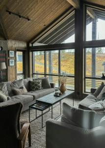 Gallery image of Modern Cabin With Views Of Skeikampen in Svingvoll +32 photos