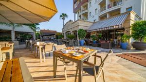 Εστιατόριο ή άλλο μέρος για φαγητό στο Grand Cettia Hotel