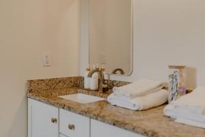 Fotografie z fotogalerie ubytování Evergreen Lodge v destinaci Benton Harbor + 54 fotografií