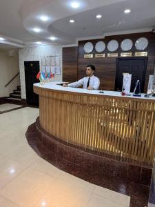 Επισκέπτες που μένουν στο AR Hotel