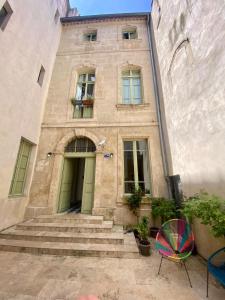 Budova, kde se apartmán nachází