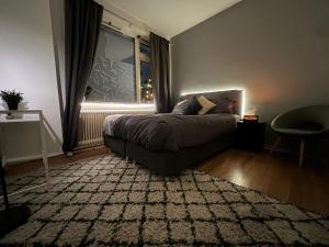 Fotografie z fotogalerie ubytování Central Oslo - Deluxe Queen Bedroom in Majorstuen Bogstadveien Shopping v Oslu