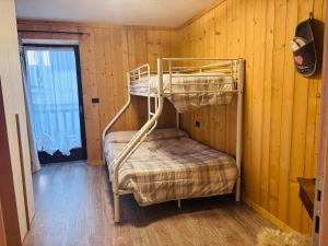 Postel nebo postele na pokoji v ubytování Casa Kristel CIR COMUNALE N 14