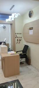 Ο χώρος του λόμπι ή της ρεσεψιόν στο Hotel Vrindavan