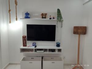 Μια τηλεόραση ή/και κέντρο ψυχαγωγίας στο Apto c/ Churrasqueira a 750m da Praia EVP0504