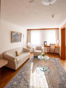 A seating area at Hotel Hecht