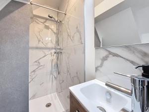 Un baño de Illkirch-issime 3 - Neuf - Tram - Proche centre-ville - Moderne