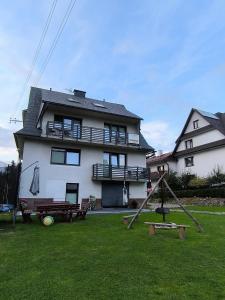 Tòa nhà nơi chỗ nghỉ nhà dân tọa lạc