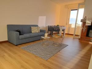 Χώρος καθιστικού στο Blue Panorama del lago Perledo