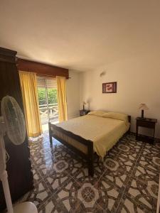 En eller flere senge i et værelse på El corralon