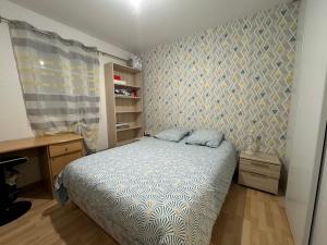 Galeriebild der Unterkunft Les Lilas - 4pers - Circuit Bugatti in La Chapelle-Saint-Rémy