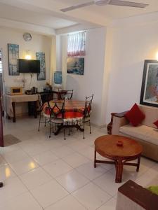 Χώρος καθιστικού στο N S Apartment