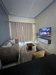 Μια τηλεόραση ή/και κέντρο ψυχαγωγίας στο Aurora one