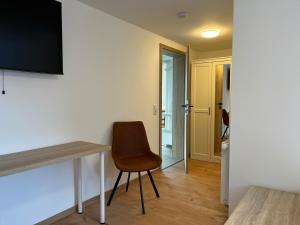 Μια τηλεόραση ή/και κέντρο ψυχαγωγίας στο 4-Steine-Blick, Wohnung 2