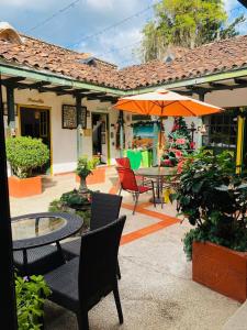 Tòa nhà nơi resort tọa lạc +39 ảnh