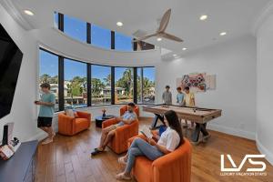 Hosté ubytování Villa Rhodes Palatial Waterfront Beach Estate