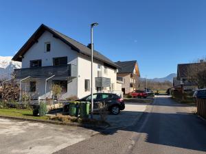 Το κτήριο όπου στεγάζεται  το διαμέρισμα