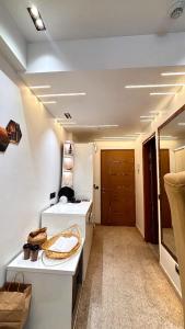 Η κουζίνα ή μικρή κουζίνα στο The Awadh Luxe +7 φωτογραφίες