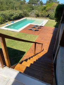 Πισίνα στο ή κοντά στο Casa de Piedra Village del Faro