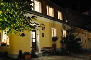 Budova, kde se prázdninový dům nachází