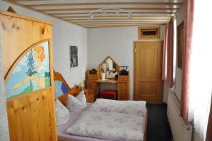 Postel nebo postele na pokoji v ubytování Linke + 9 fotografií