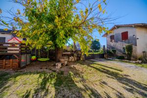 En have udenfor Dimora del 700'