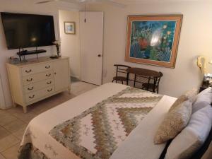 TV/trung tâm giải trí tại 2 Miles To Siesta Key