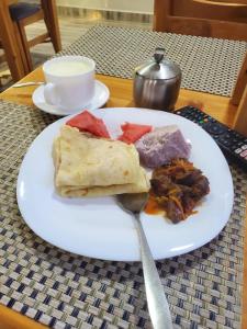 Φαγητό σε αυτό το διαμέρισμα ή κάπου εκεί κοντά