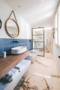 Ένα μπάνιο στο Ser Ridolfo 14 Loft +37 φωτογραφίες